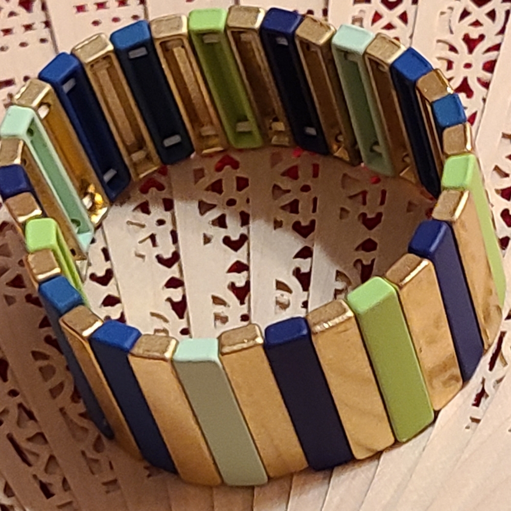 Vintage America Gold and Multicolor Bracelet